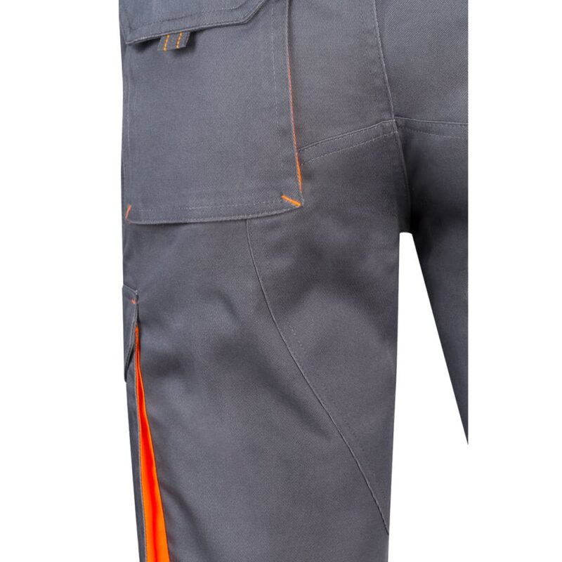 Bermuda bicolore elasticizzati con tasche - immagine 7